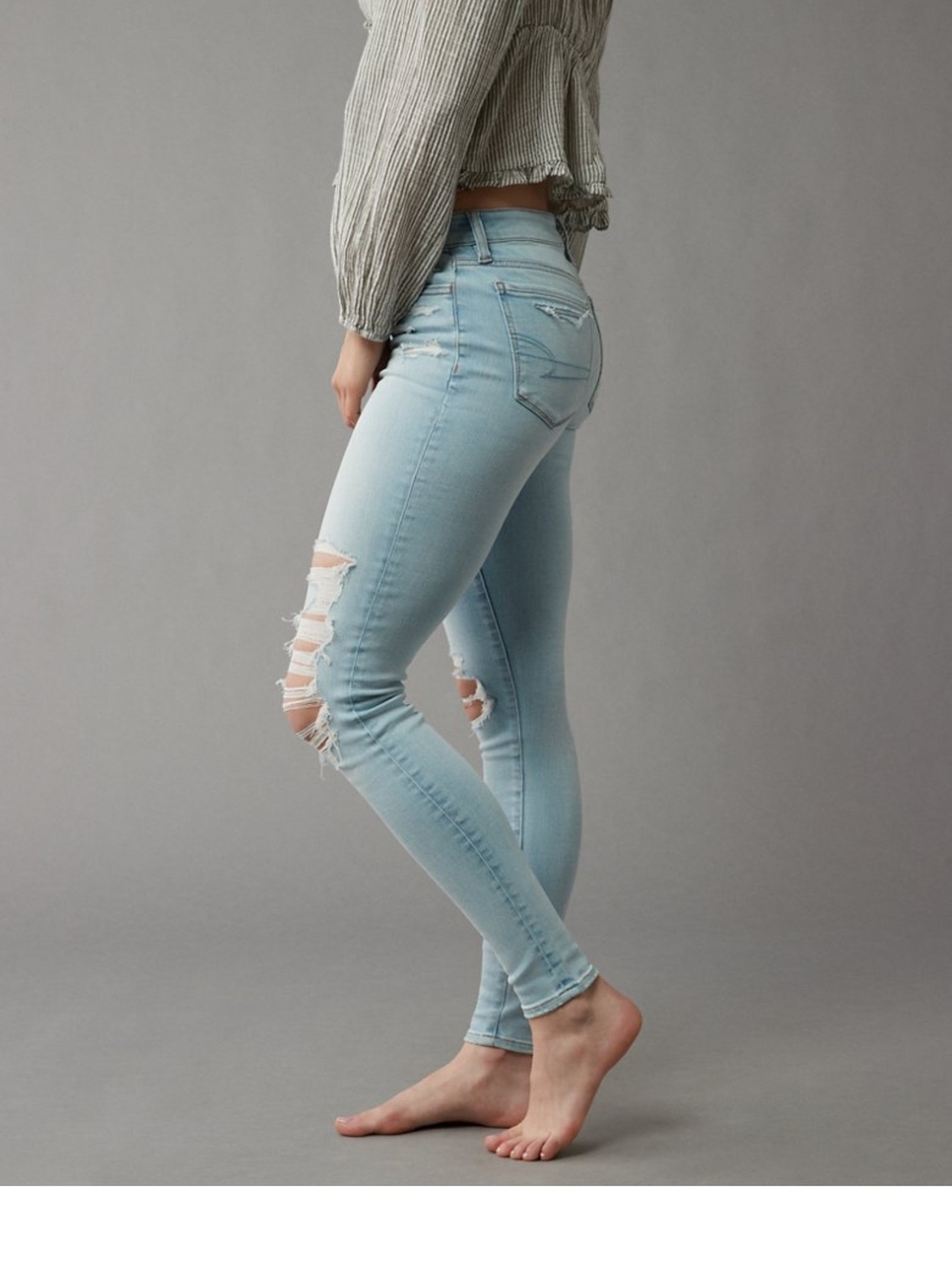 American Eagle Outfitters Light Blue Low-Rise Ripped Women's Jeans - Picture 4 of 6